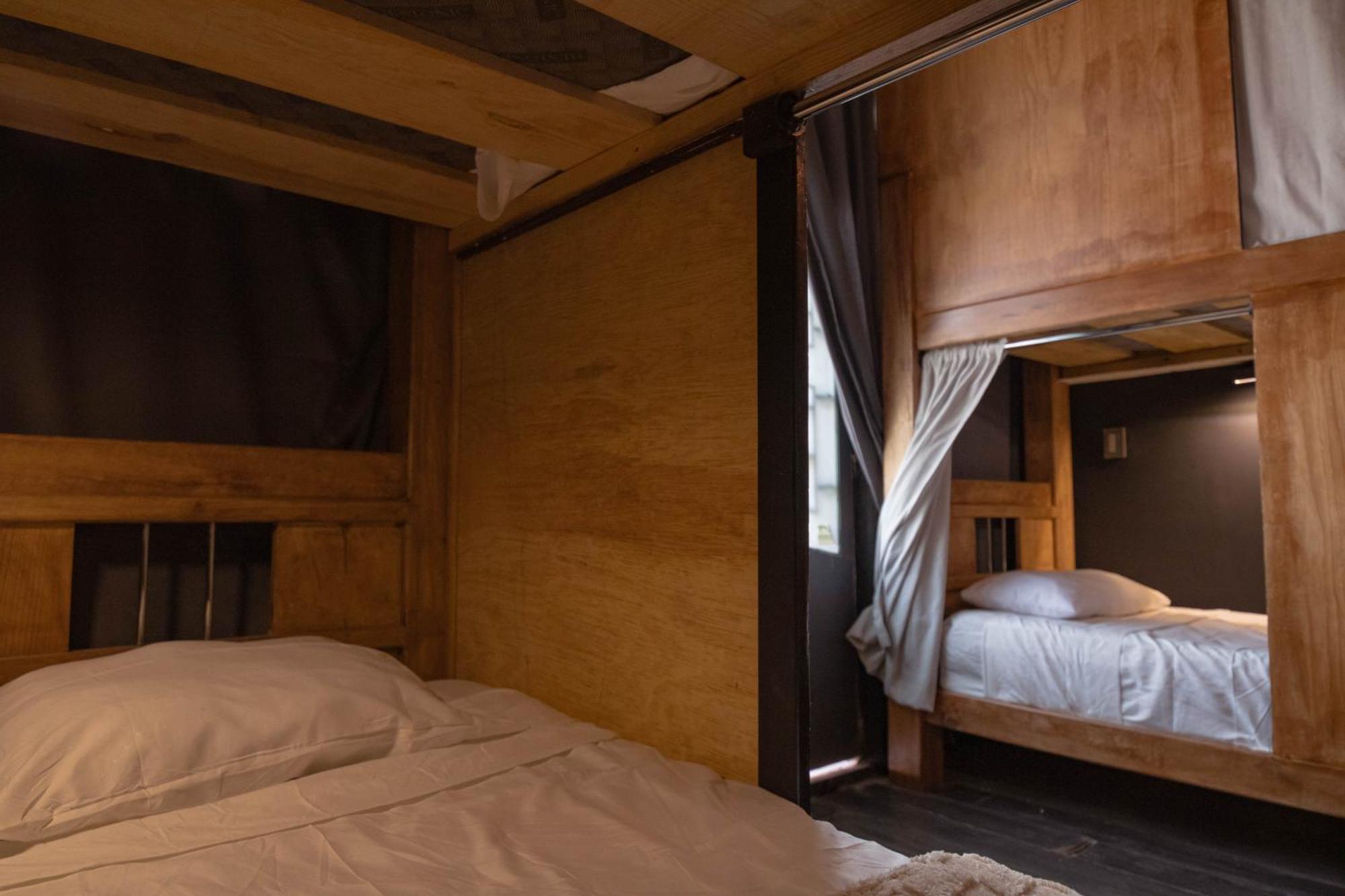 Rooms *