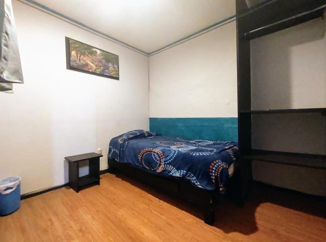 Capsule hotel Rooms